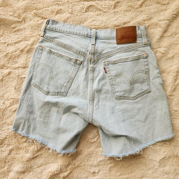 Levi's Light Blue High Waist Women Shorts - Picture 6 of 8